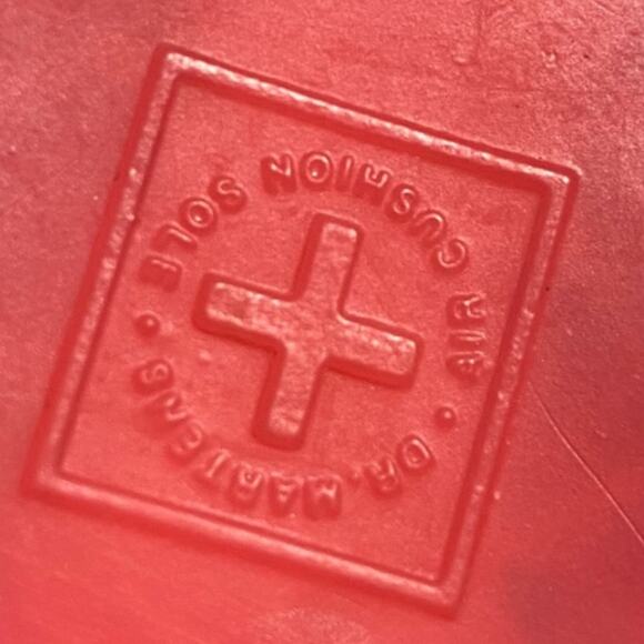 Dr Martens Delaney HOT PINK high top boots Youth size 3 - Picture 9 of 9